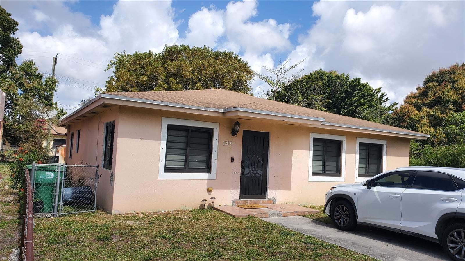 OPA LOCKA 01 - Residential