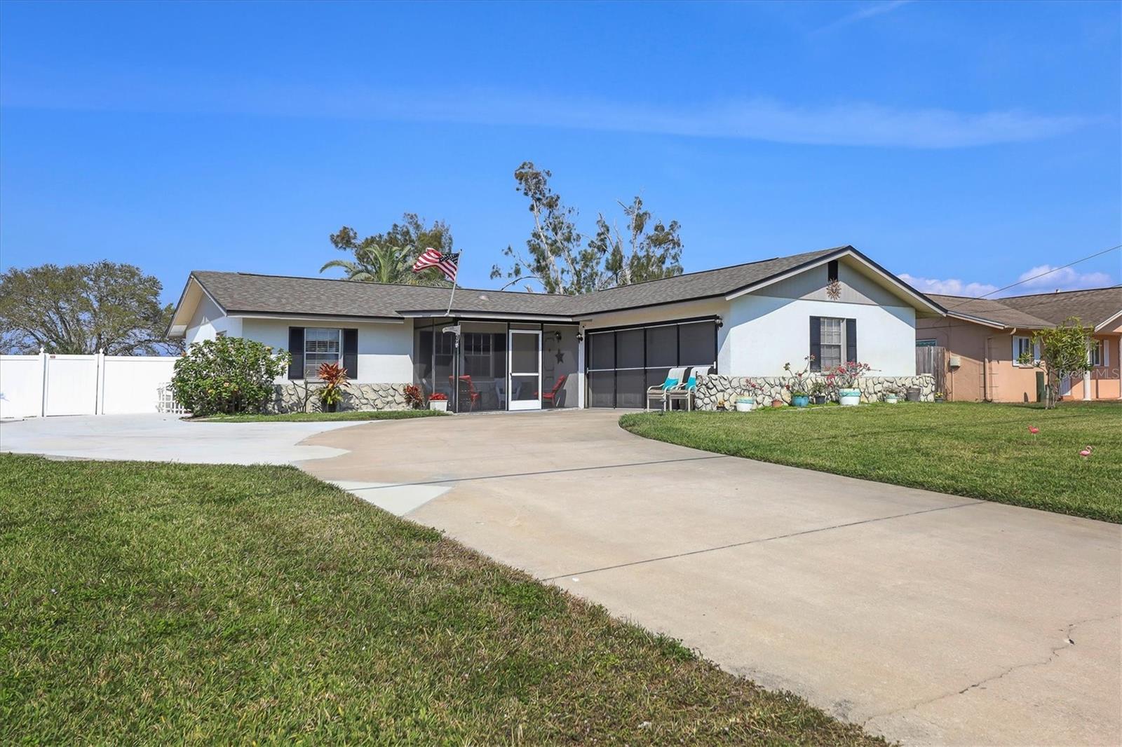 VENICE GARDENS - Residential