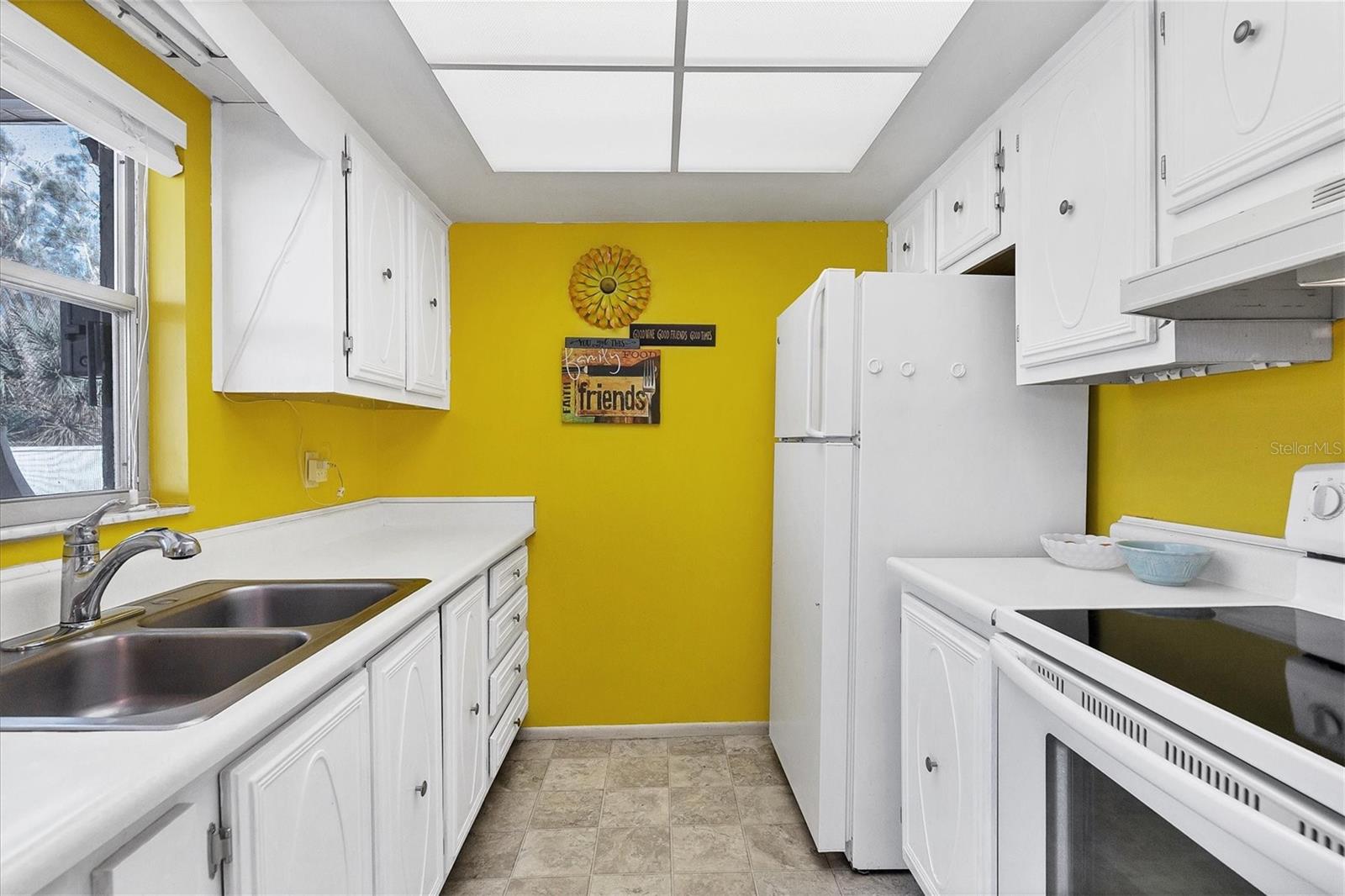 VENICE GARDENS - Residential