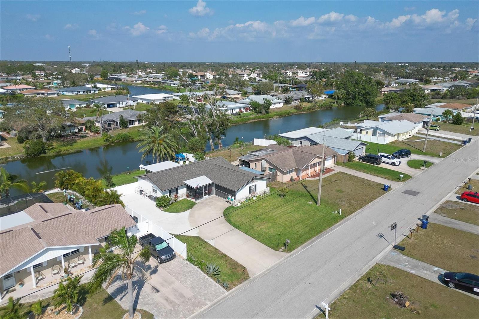 VENICE GARDENS - Residential