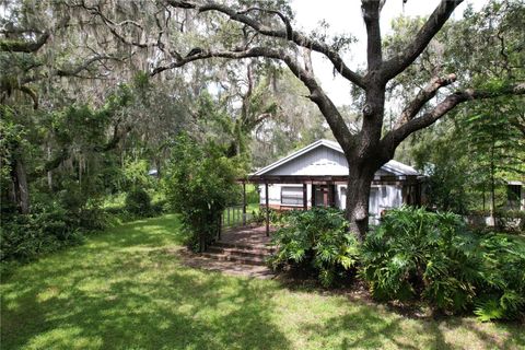 A home in DUNNELLON