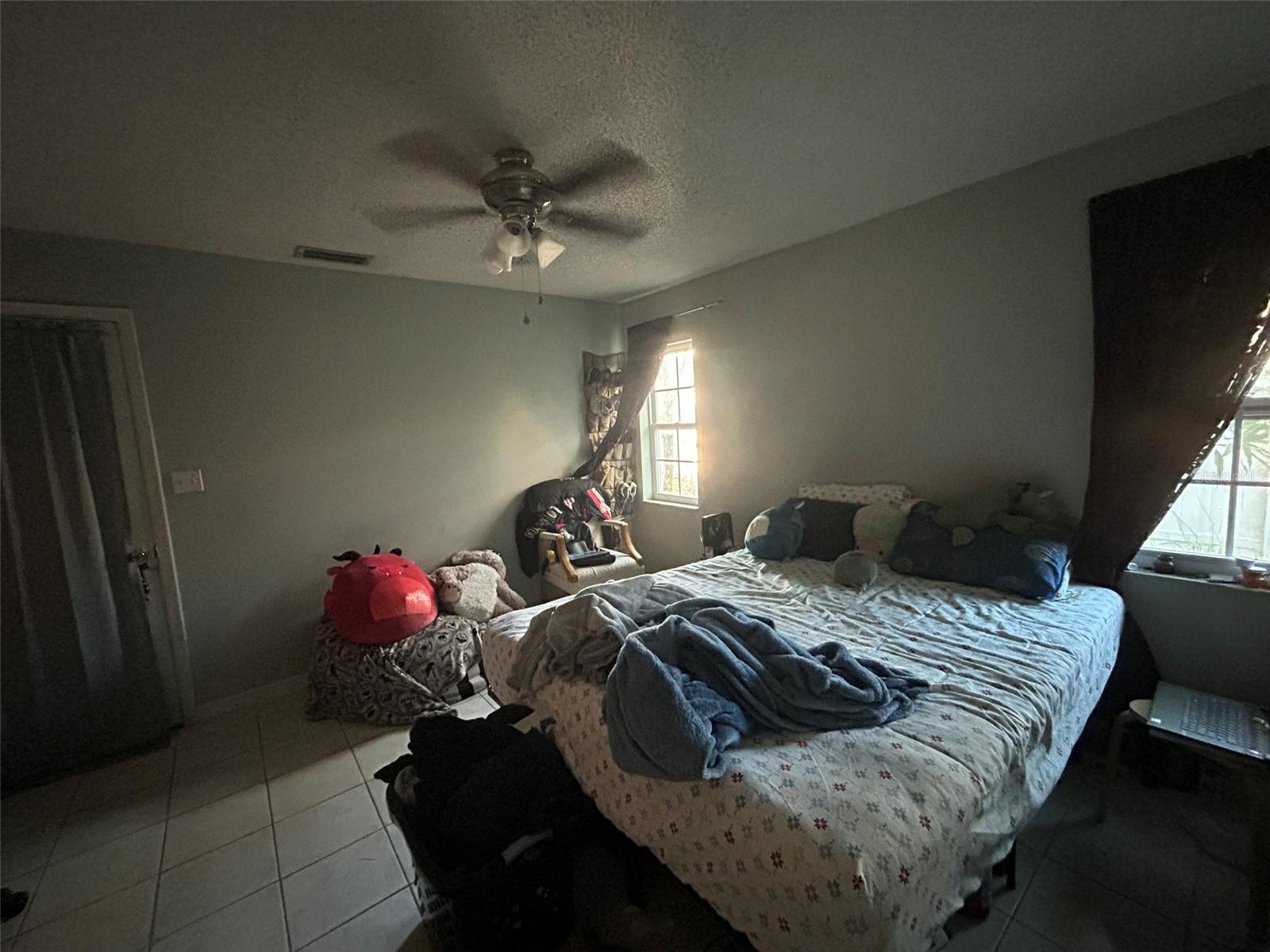 6947 BOTTLE BRUSH DRIVE