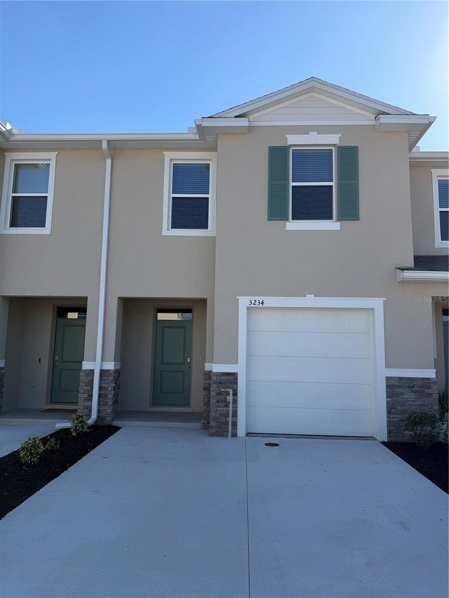 PRIME LOCATION JUST 10 MINUTES FROM ORLANDO INTERNATIONAL AIRPORT, PERFEC FOR TRAVELER AND PROFESSIONALS. WALKING DISTANCE TO THE BRAND NEW LAKE NONA WEST SHOPPING CENTER, OFFERING SHOPS, DINING, AND ENTERTAINMENT. MODERN, CLEAN, AND WELL MAINTETAINED COMMUNITY WITH A SAFE AND WELCOMING ENVIRONMENT.