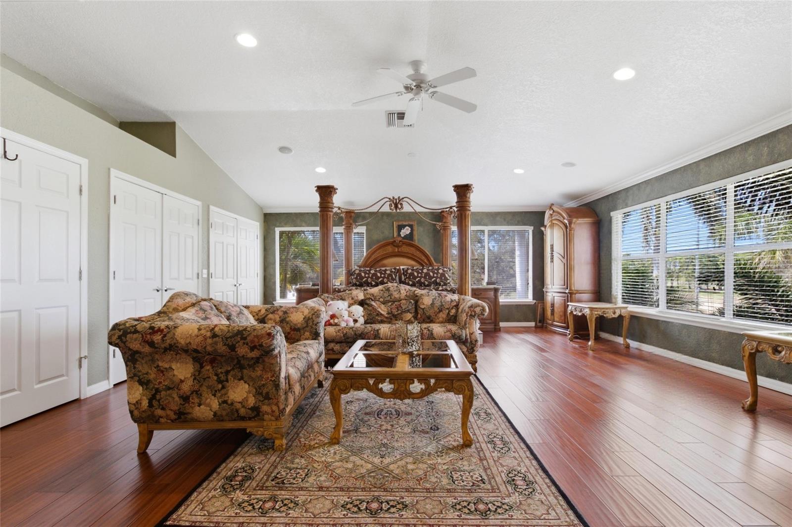 SHIRLEY MANOR SUB - Residential