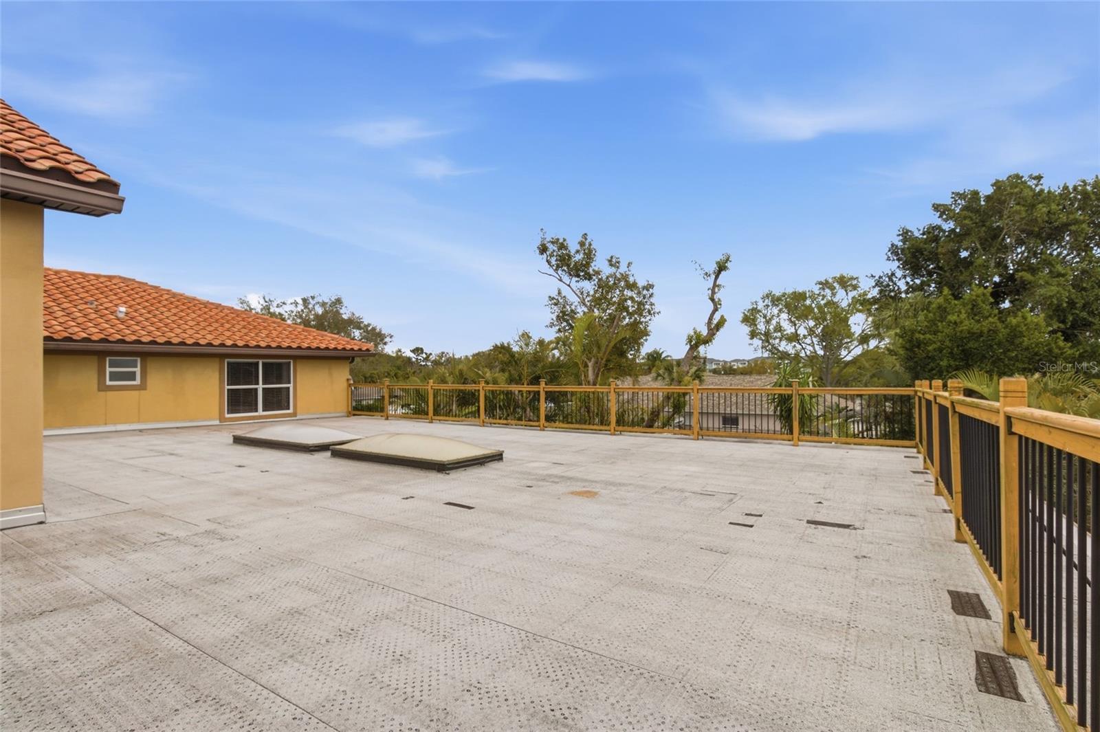 SHIRLEY MANOR SUB - Residential