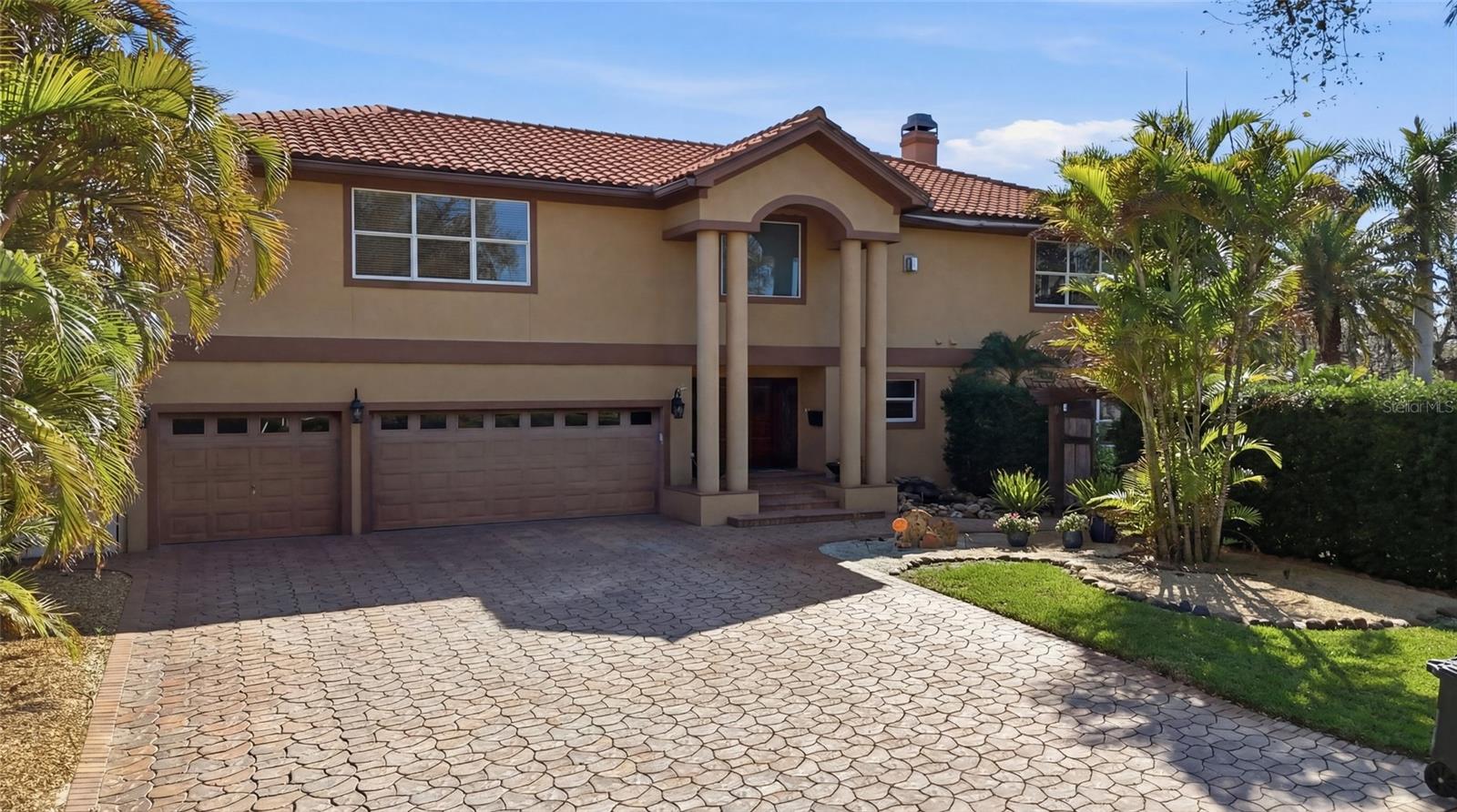 SHIRLEY MANOR SUB - Residential