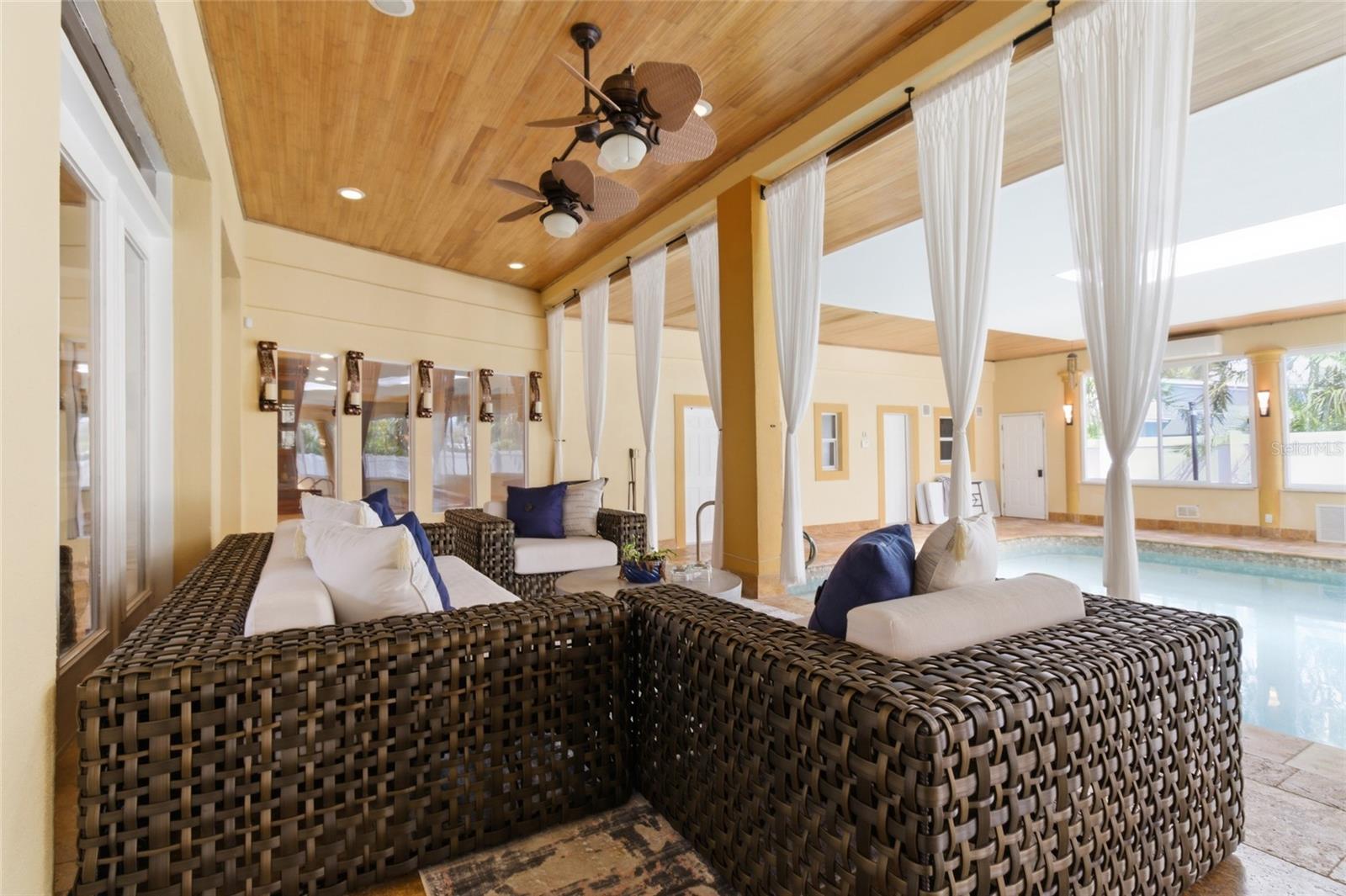 SHIRLEY MANOR SUB - Residential