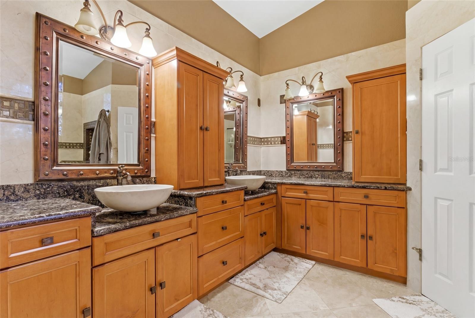 SHIRLEY MANOR SUB - Residential