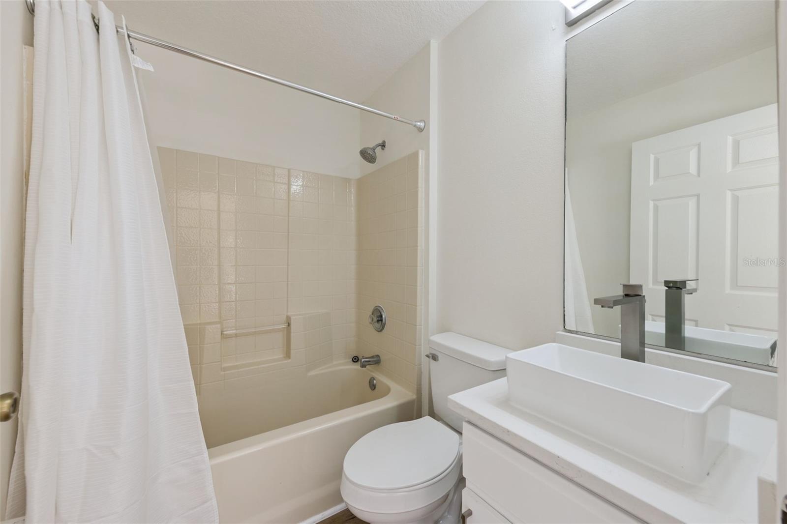 DELTONA LAKES UNIT 02 - Residential