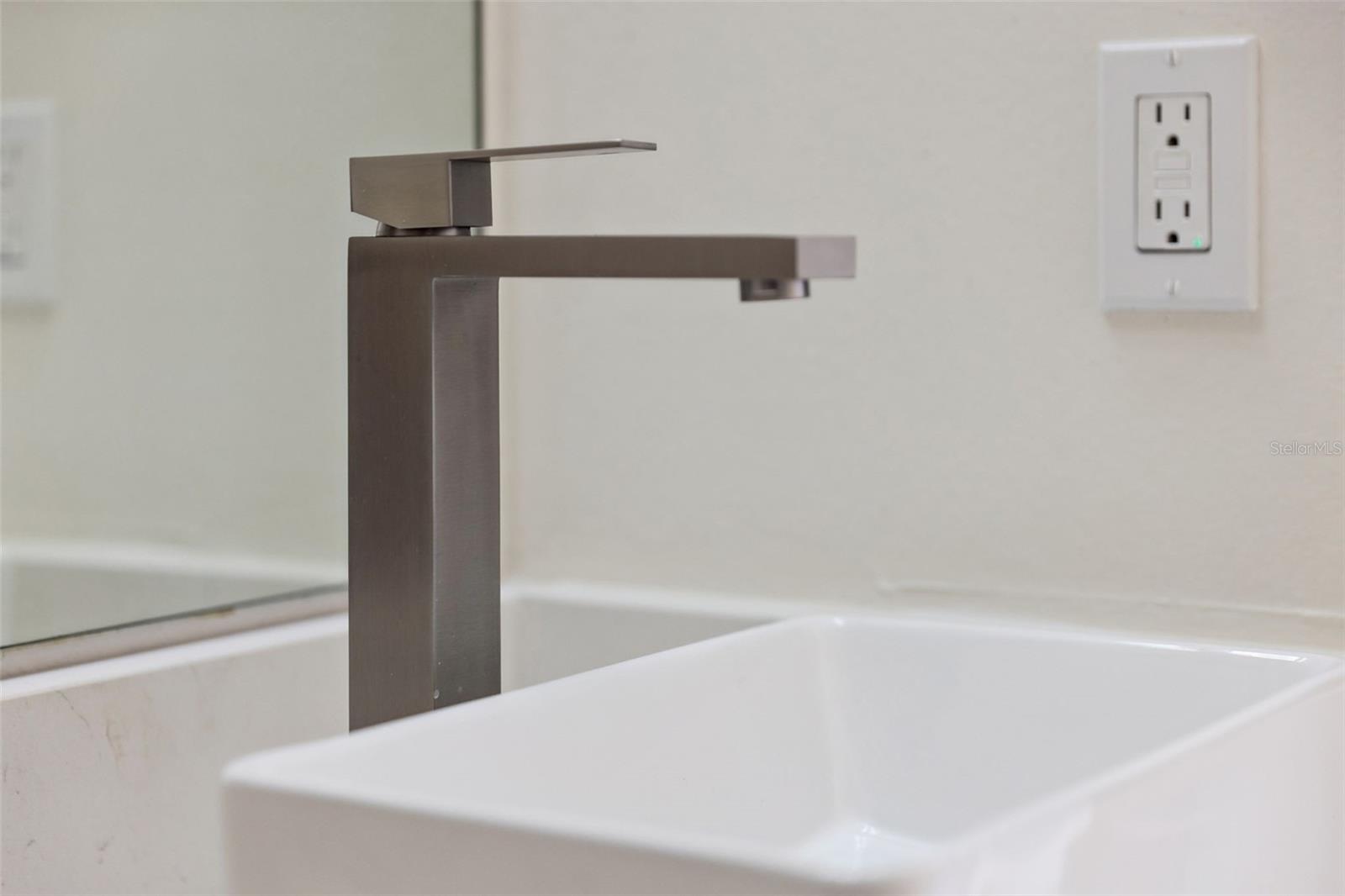 DELTONA LAKES UNIT 02 - Residential