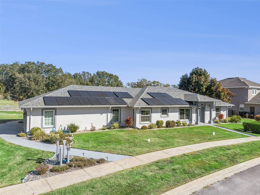 Photo of 217 Kent Court, Haines City, FL 33844 (MLS # S5142121)