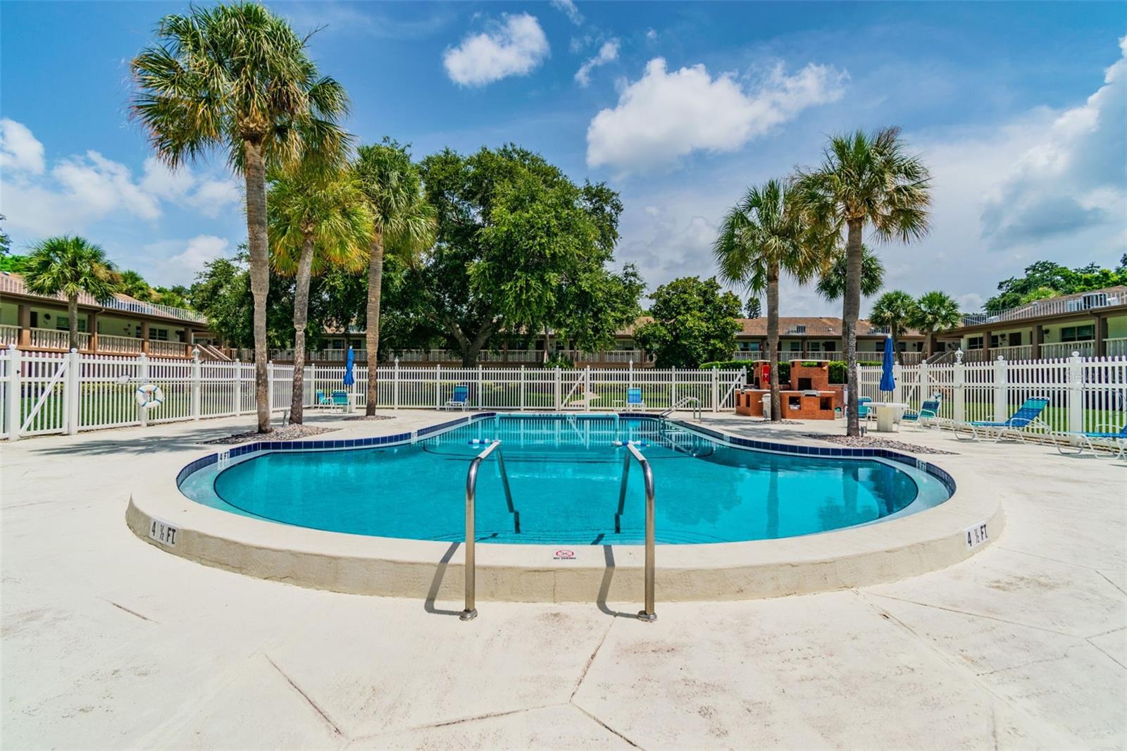 VELVET CLOAKE CONDO - Residential