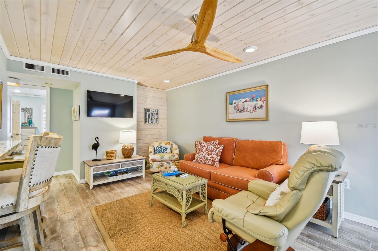 VELVET CLOAKE CONDO - Residential