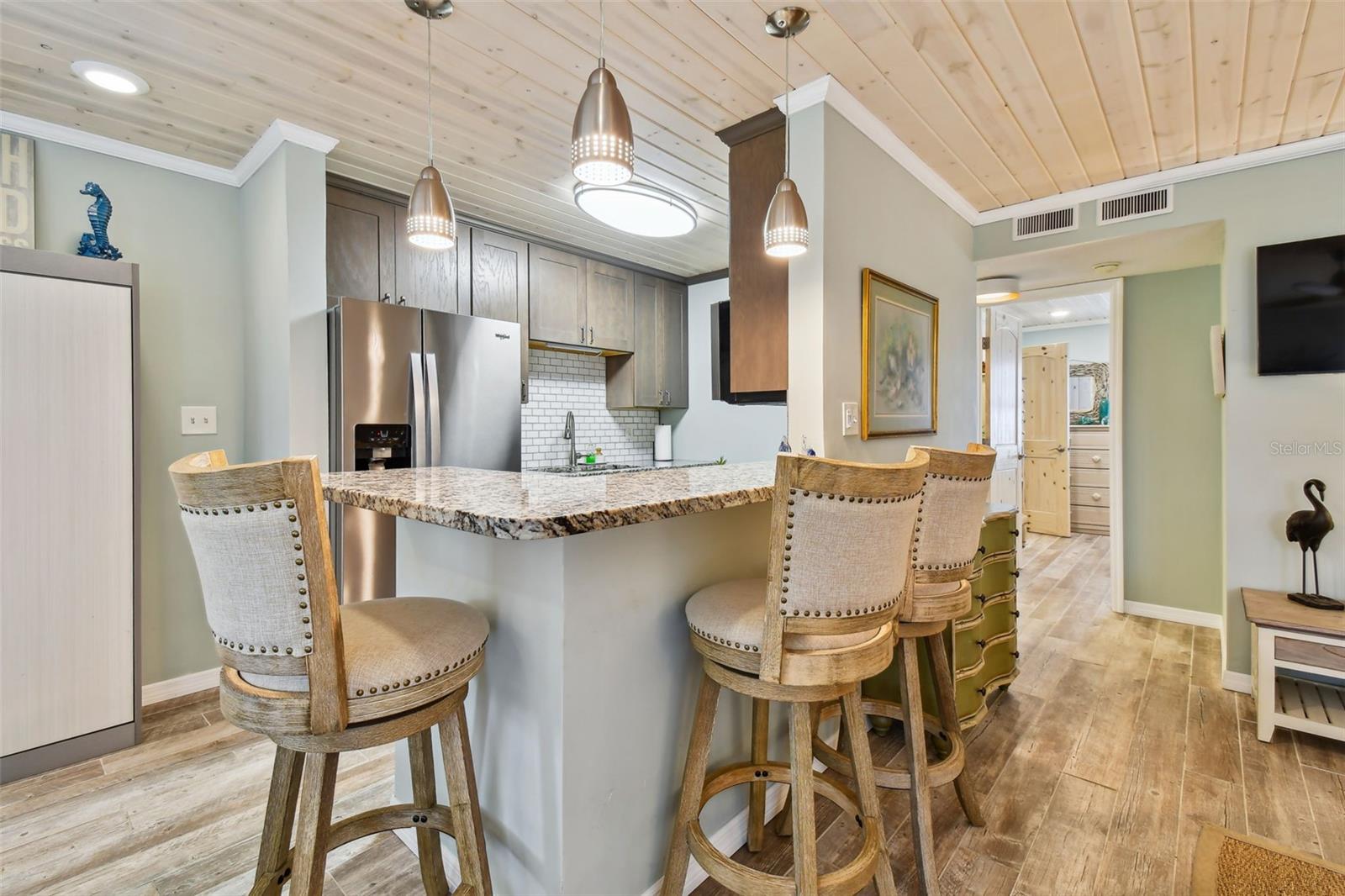 VELVET CLOAKE CONDO - Residential