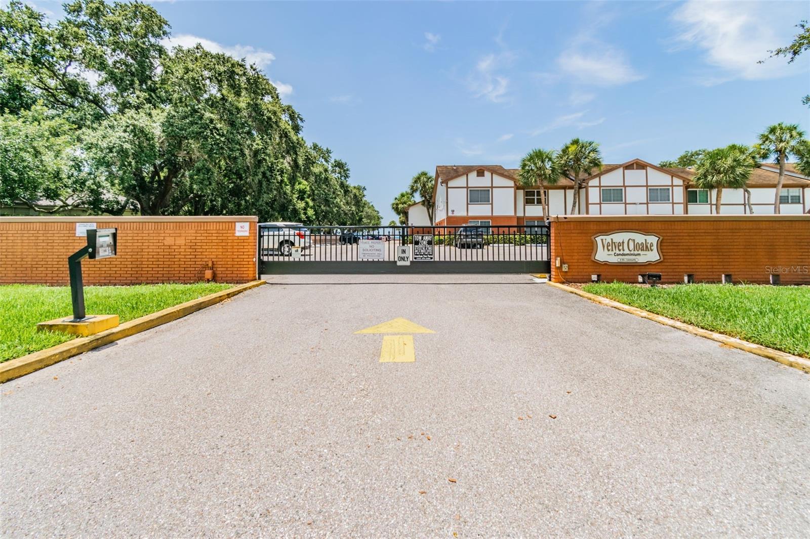 VELVET CLOAKE CONDO - Residential