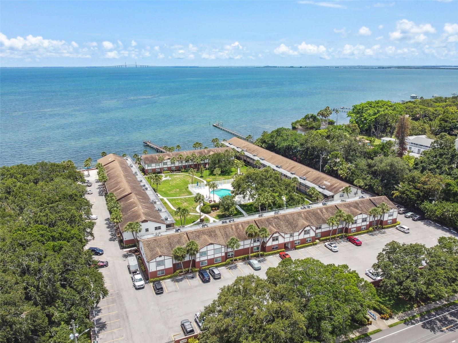 VELVET CLOAKE CONDO - Residential