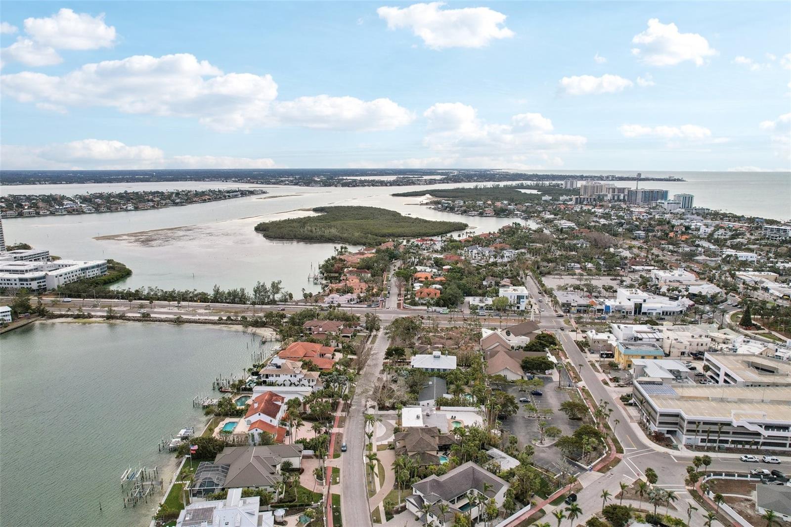 ST ARMANDS DIV/JOHN RINGLING E - Residential Lease