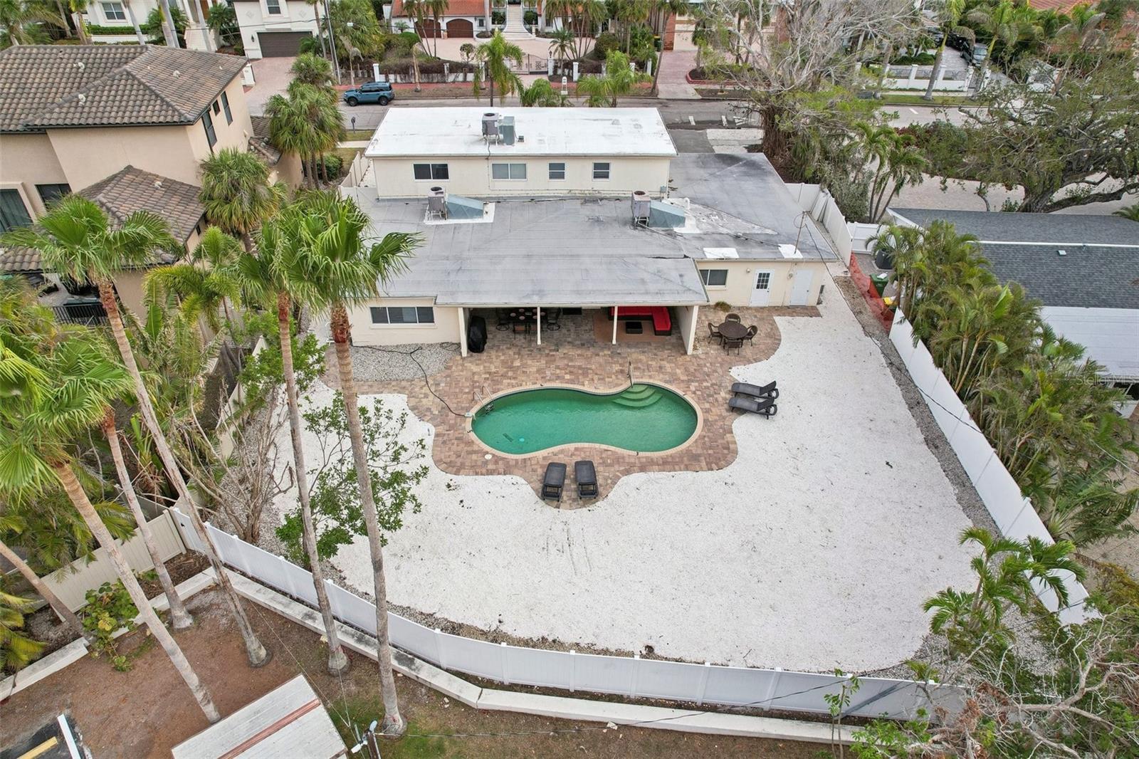 ST ARMANDS DIV/JOHN RINGLING E - Residential Lease