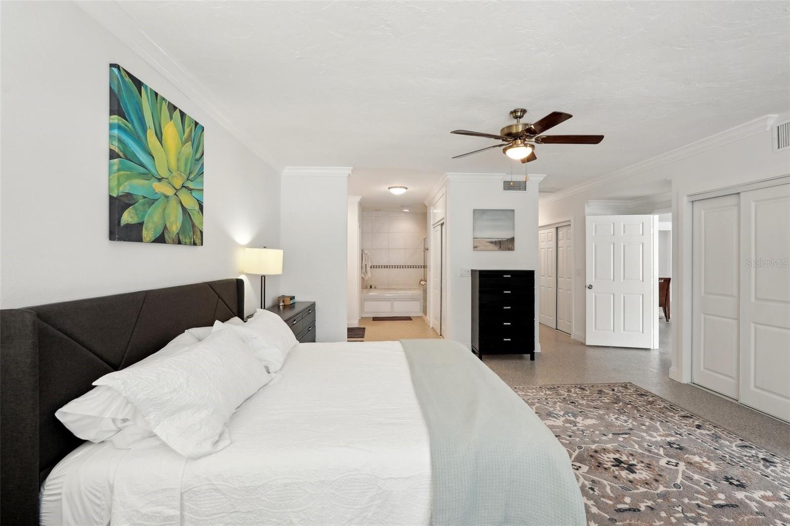 ST ARMANDS DIV/JOHN RINGLING E - Residential Lease