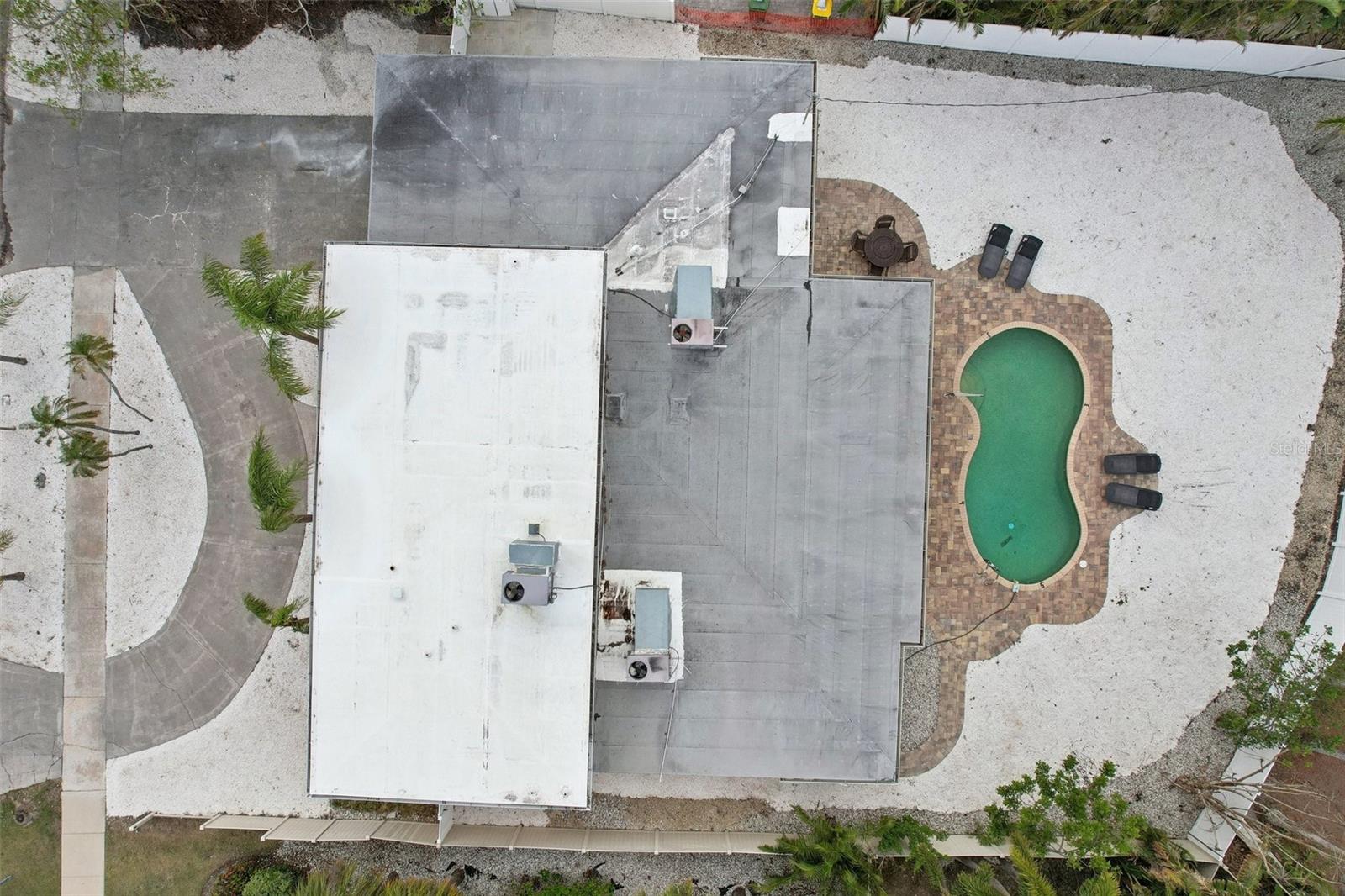 ST ARMANDS DIV/JOHN RINGLING E - Residential Lease