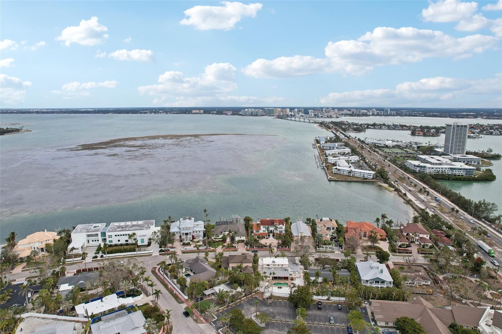 ST ARMANDS DIV/JOHN RINGLING E - Residential Lease