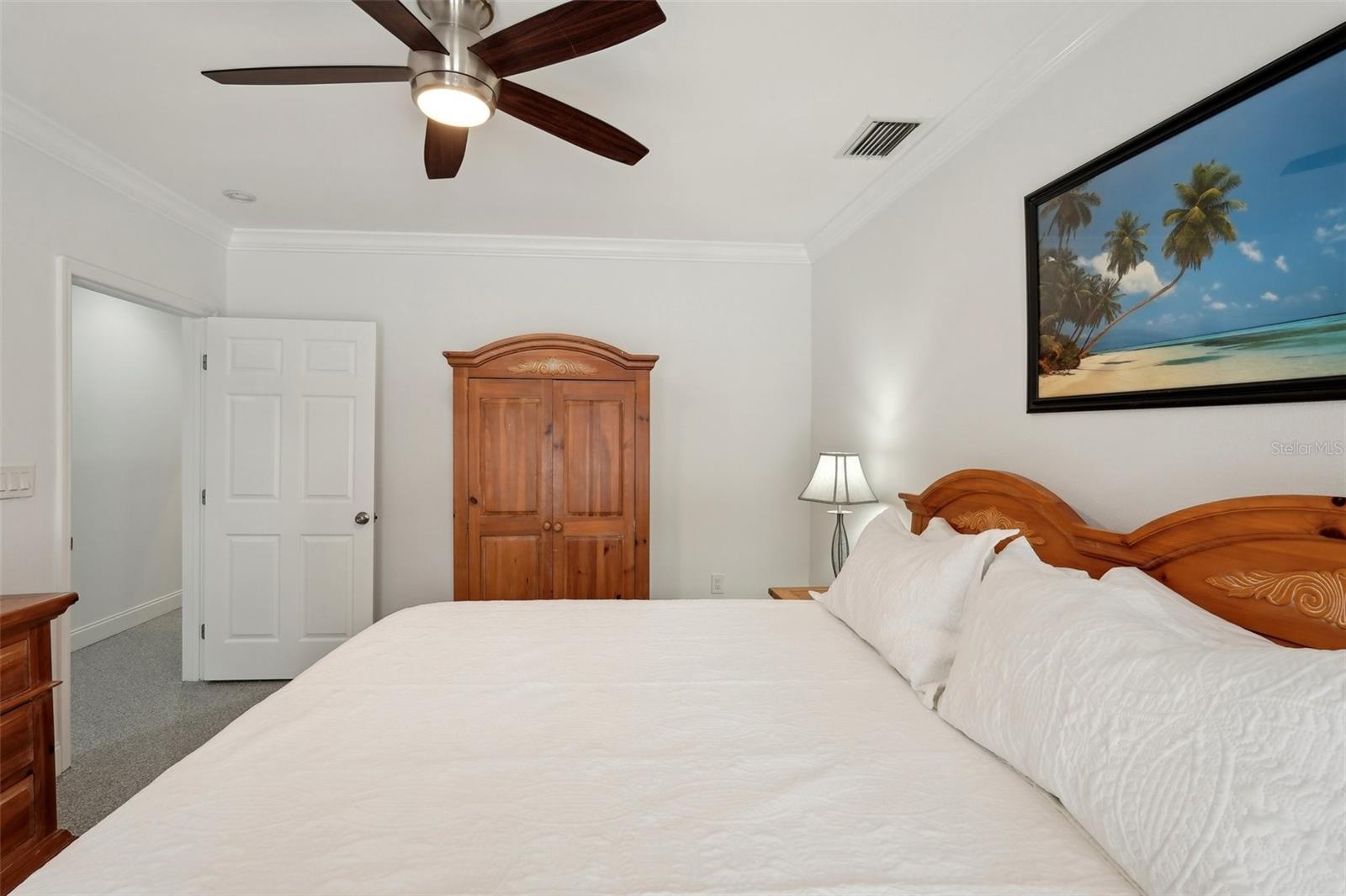 ST ARMANDS DIV/JOHN RINGLING E - Residential Lease