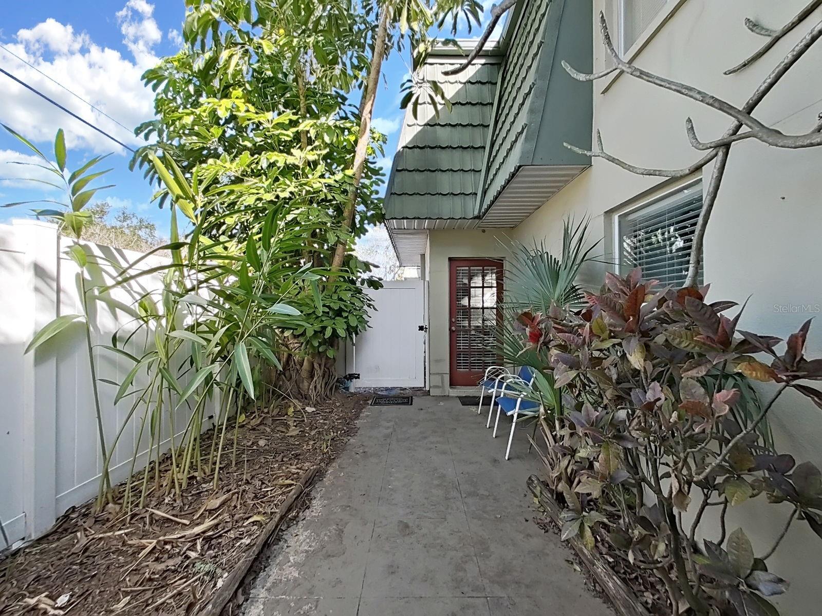 FOUNTAIN SQUARE CONDO - Residential