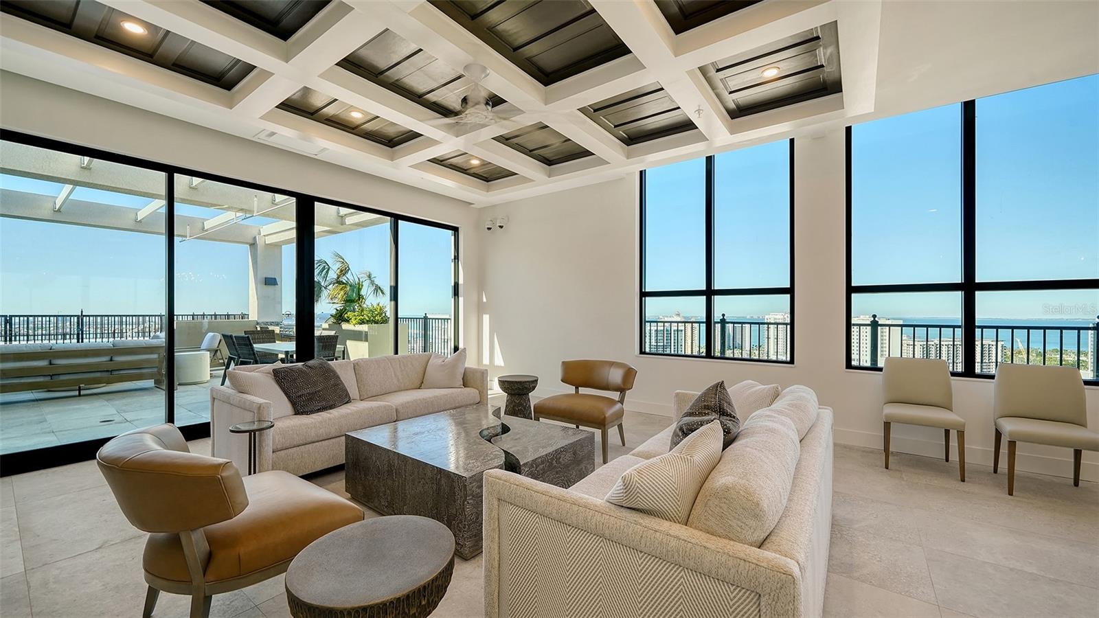 THE DEMARCAY - Residential Lease