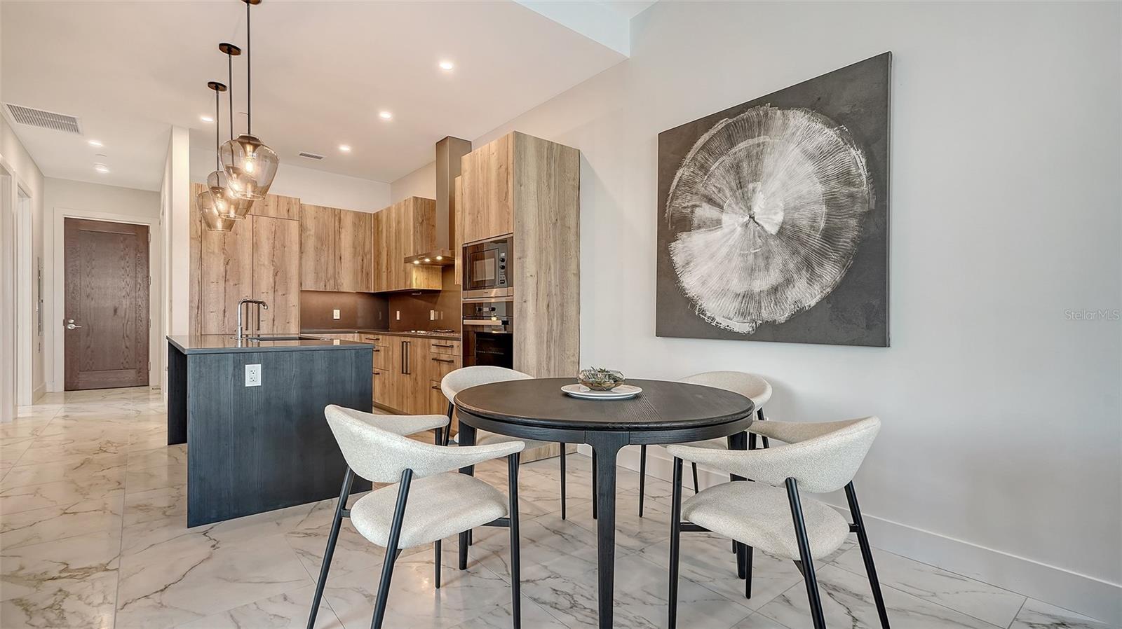 THE DEMARCAY - Residential Lease
