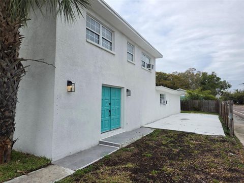 Photo of 301 W Chelsea Street, Tampa, FL 33603 (MLS # J994112)