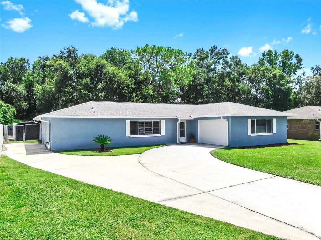 Photo of 4638 Tampa Downs Boulevard, Lutz, FL 33559 (MLS # TB8419811)