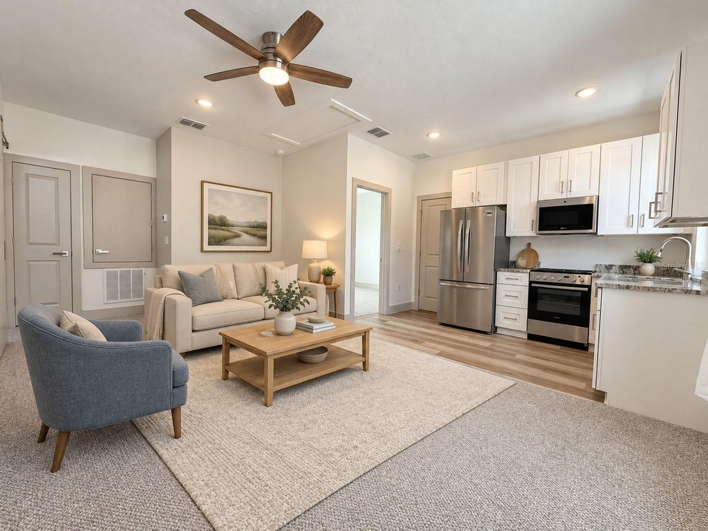 Photo of 724 Ellwood Avenue #B, Orlando, FL 32804 (MLS # O6449638)