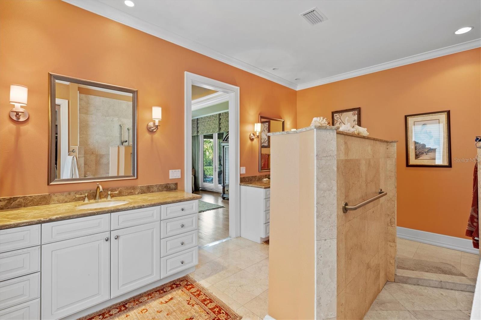 BAY ISLES - Residential