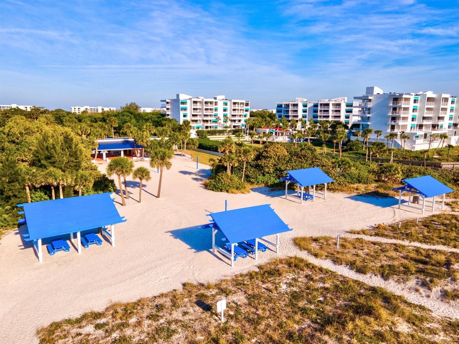 BAY ISLES - Residential