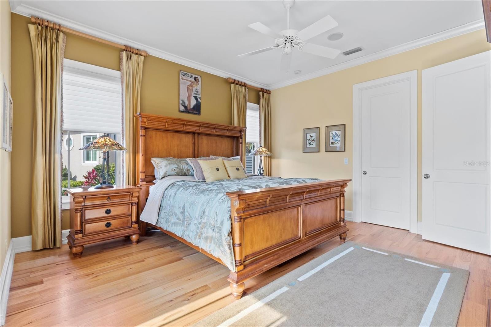 BAY ISLES - Residential