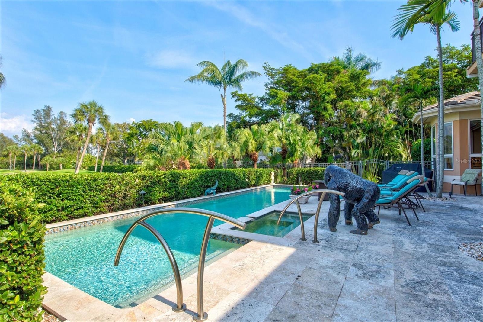 BAY ISLES - Residential