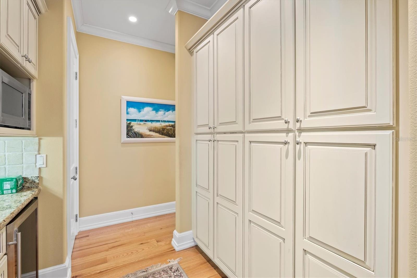 BAY ISLES - Residential