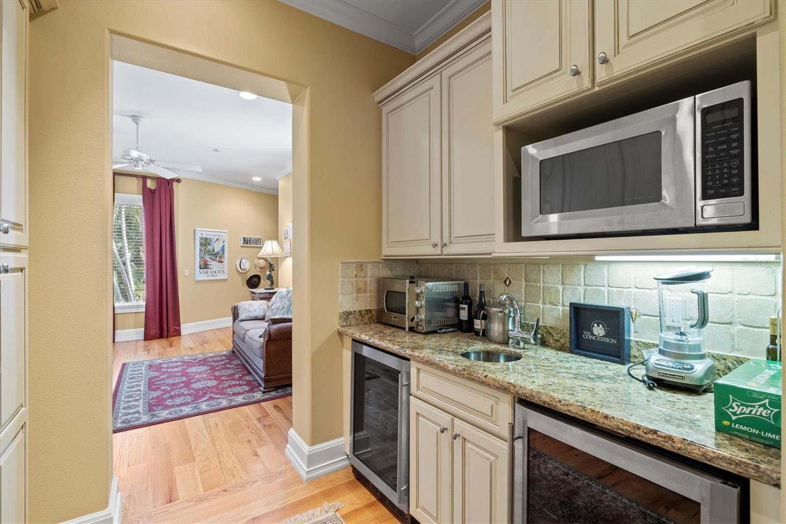 BAY ISLES - Residential