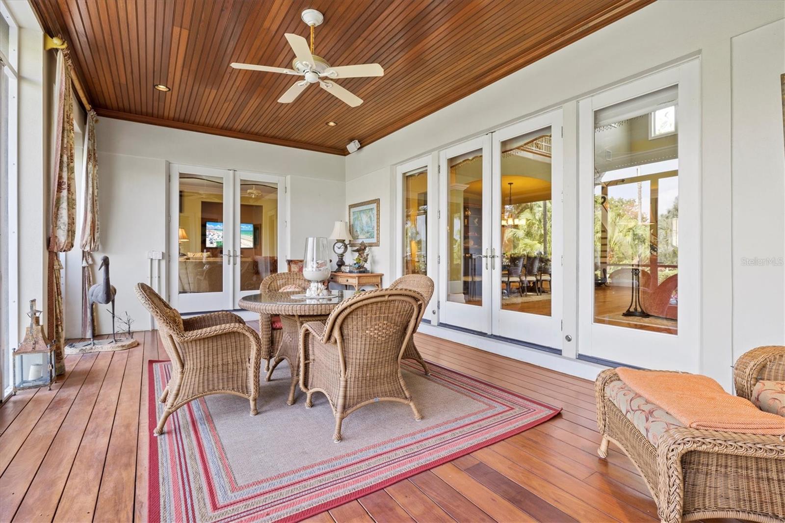 BAY ISLES - Residential