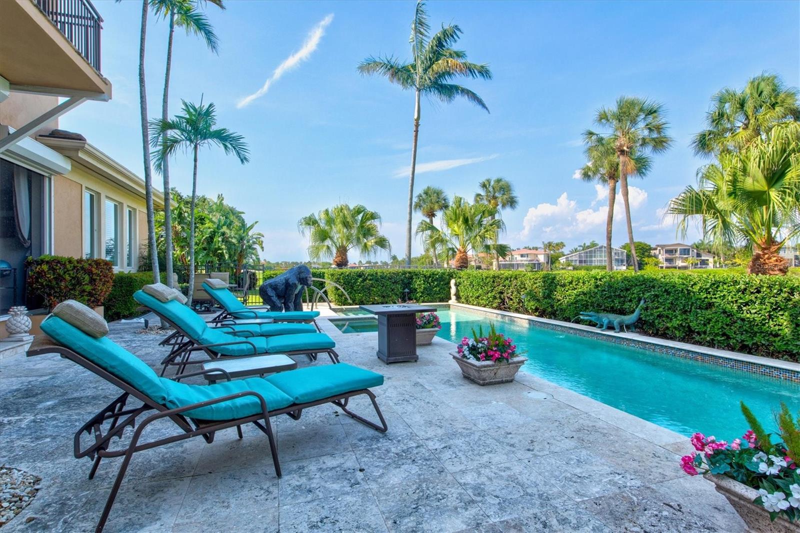 BAY ISLES - Residential