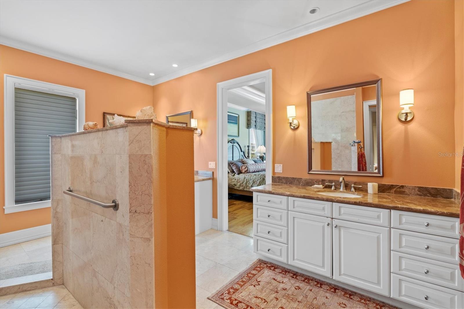 BAY ISLES - Residential