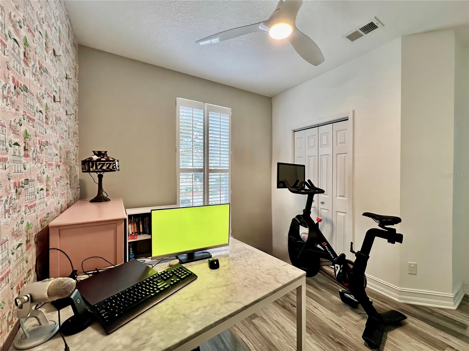 CELEBRATION LAKE EVALYN - Residential