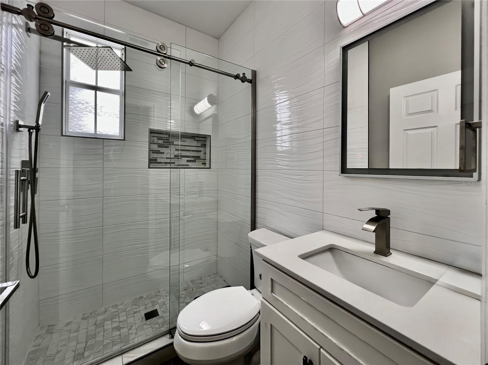 839 LAKE EVALYN DRIVE