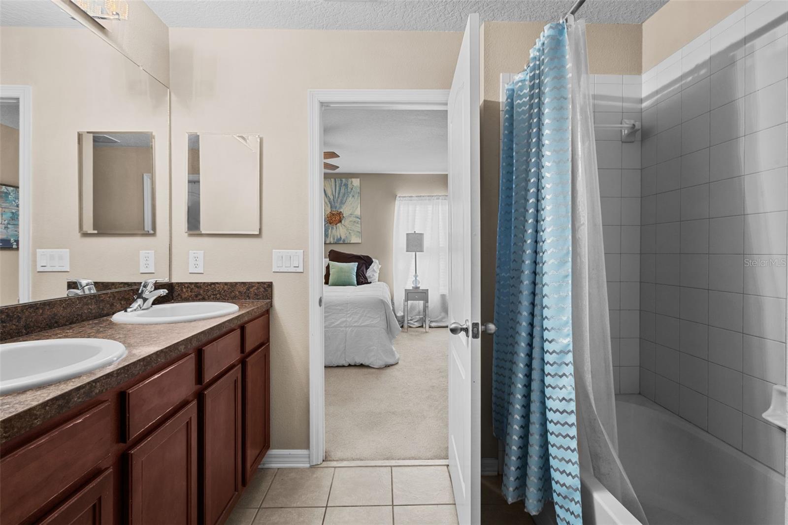 OAK CREEK PRCL 2 UNIT 2A - Residential
