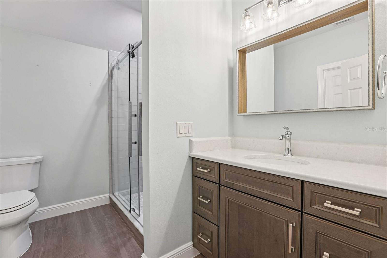 KEENES POINTE - Residential