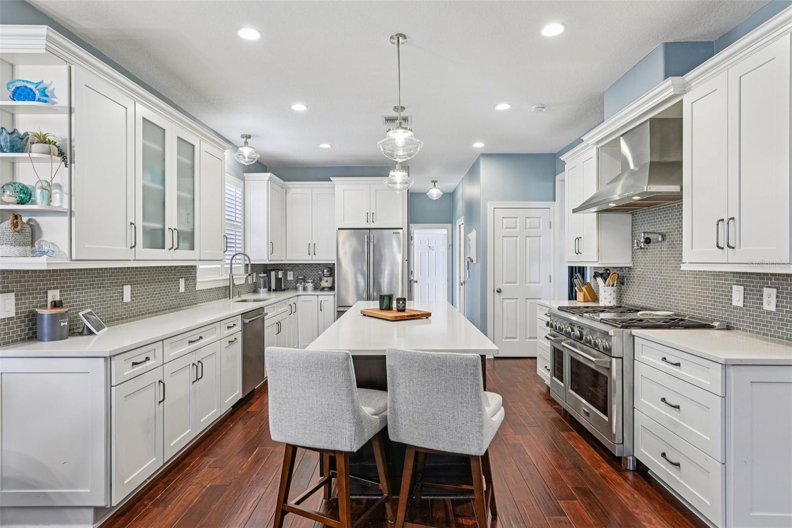 KEENES POINTE - Residential