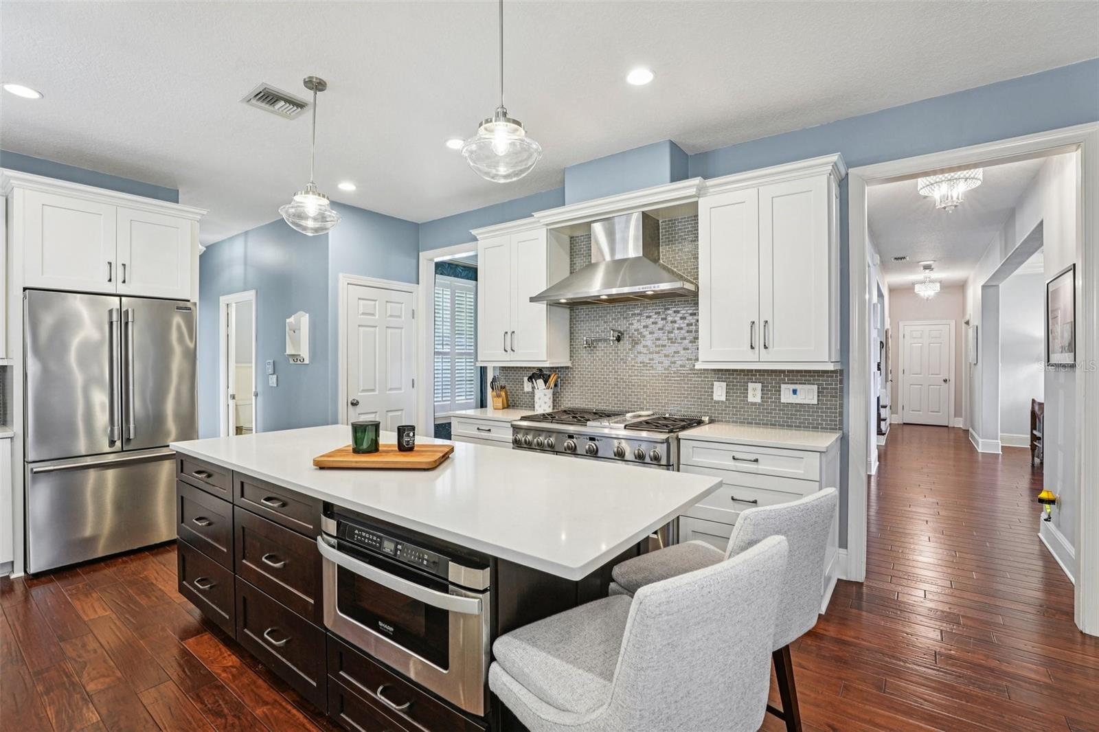 KEENES POINTE - Residential