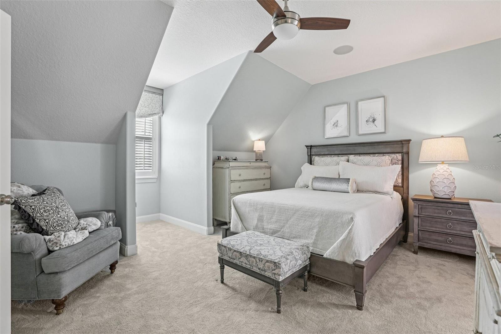 KEENES POINTE - Residential