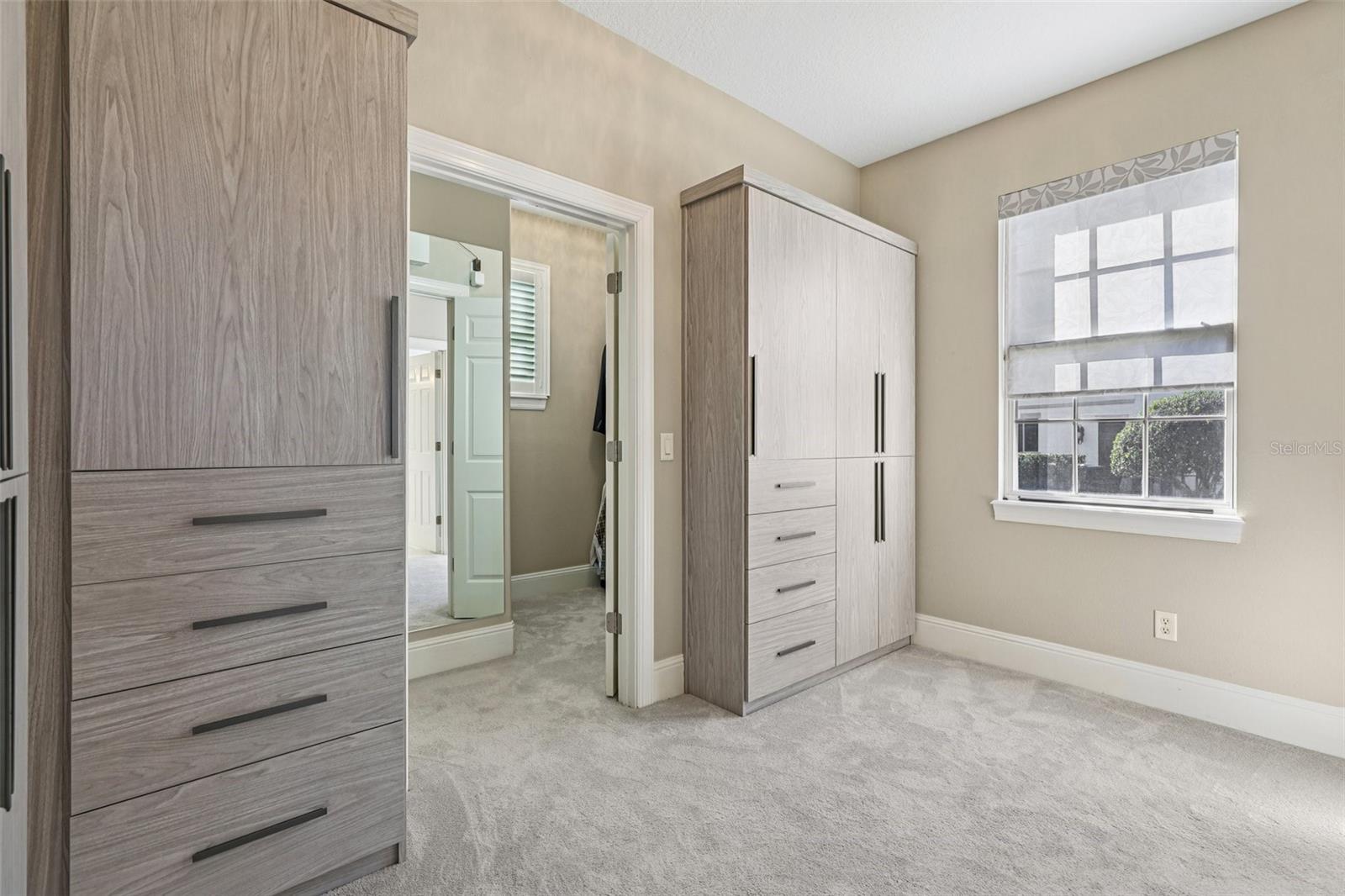 KEENES POINTE - Residential