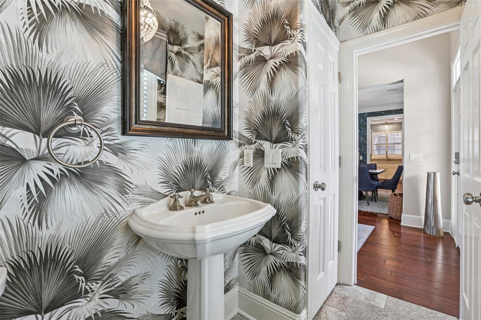 KEENES POINTE - Residential